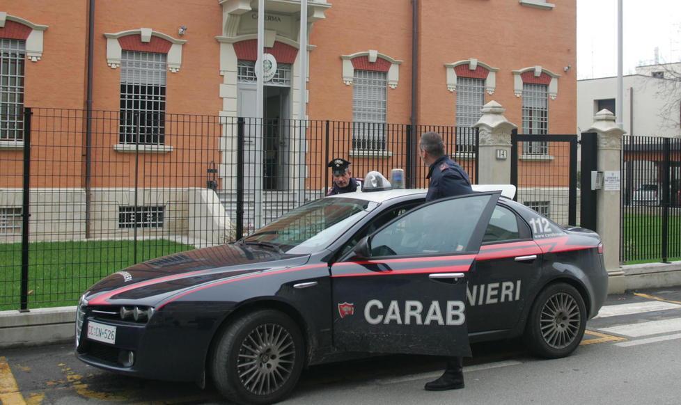 Coniugi arrestati per furto di formaggio 