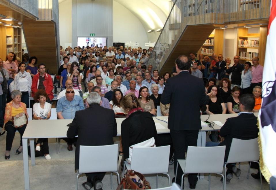 Alghero, l’annuncio del neo sindaco: «Arriva la tassa di soggiorno» 