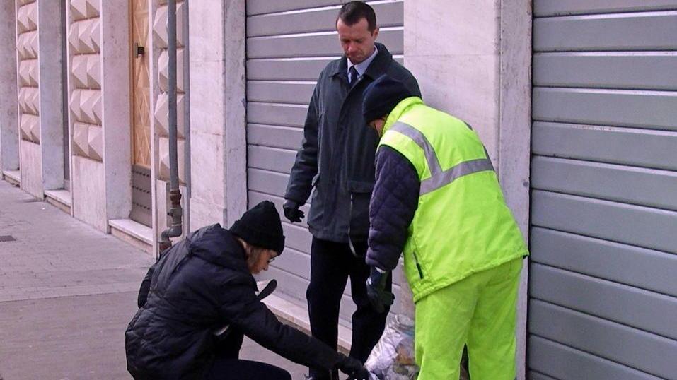 Abbandono di rifiuti una sanzione al giorno