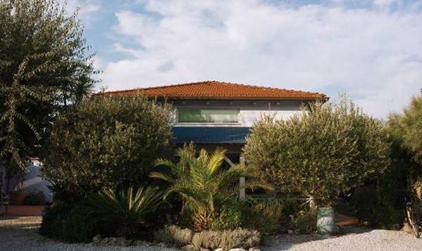Rapinato con una pistola alla tempia 