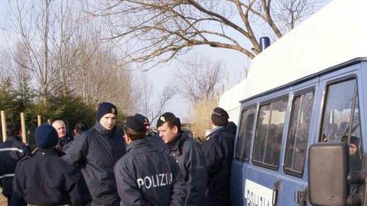Allontanati venti Rom dopo il blitz della polizia