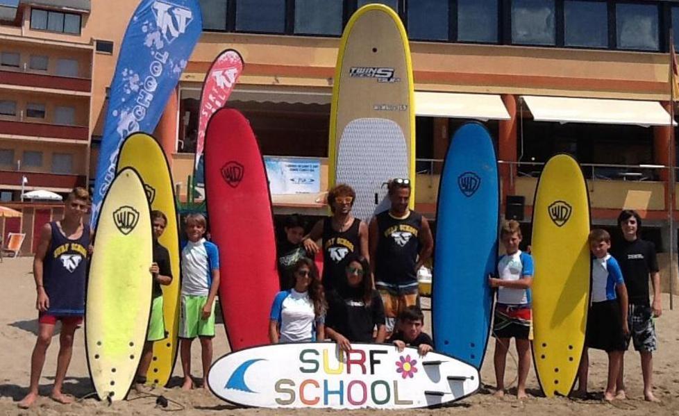 Turismo attivo, c’è la scuola di surf Tnt