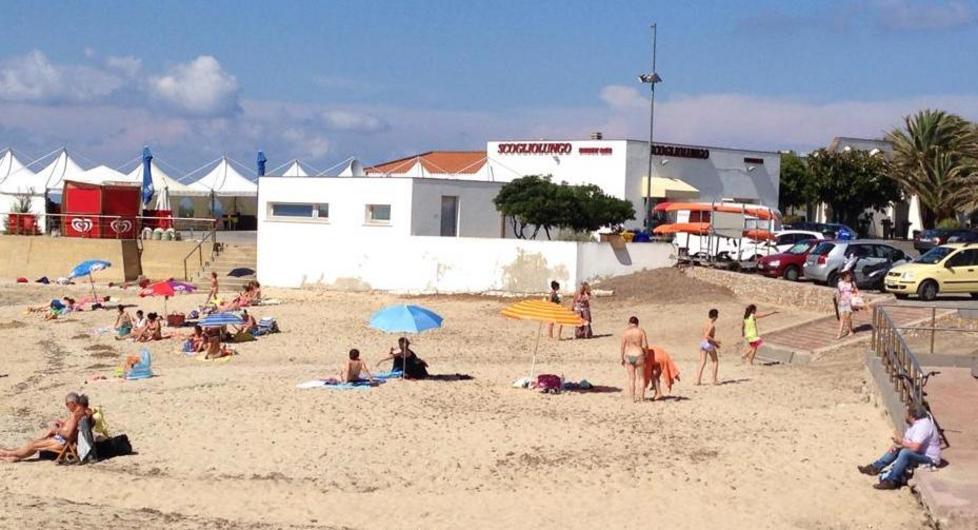 Scarichi fognari in spiaggia si cercano i responsabili 