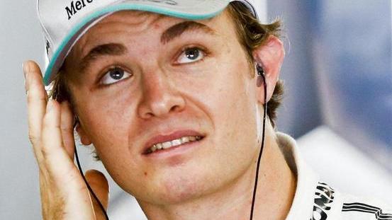 Rosberg in vetta Hamilton insegue