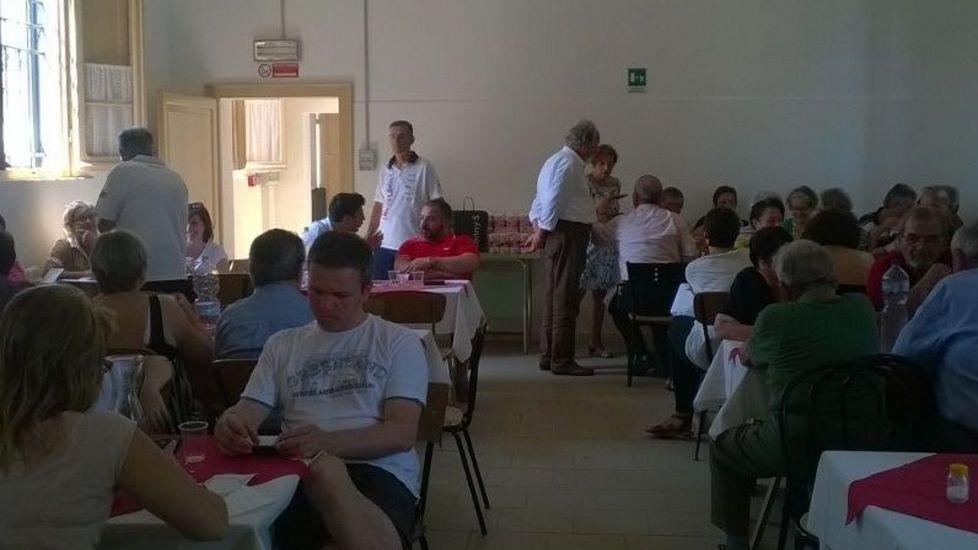 Successo del pranzo per aiutare il bambino malato