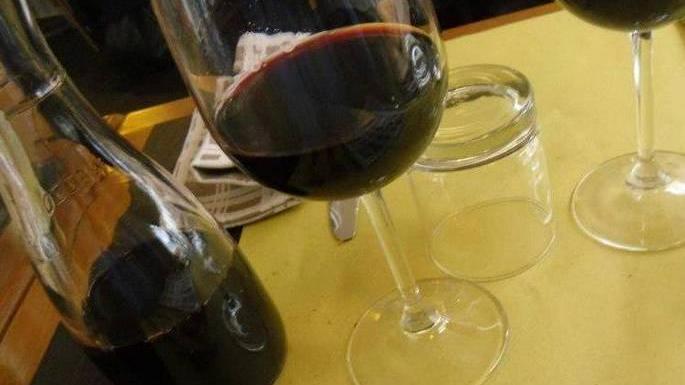 Tanti evasori e troppe tasse Raccolta firme al mercato