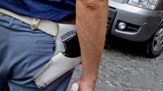 Aggredito all’uscita di un locale notturno