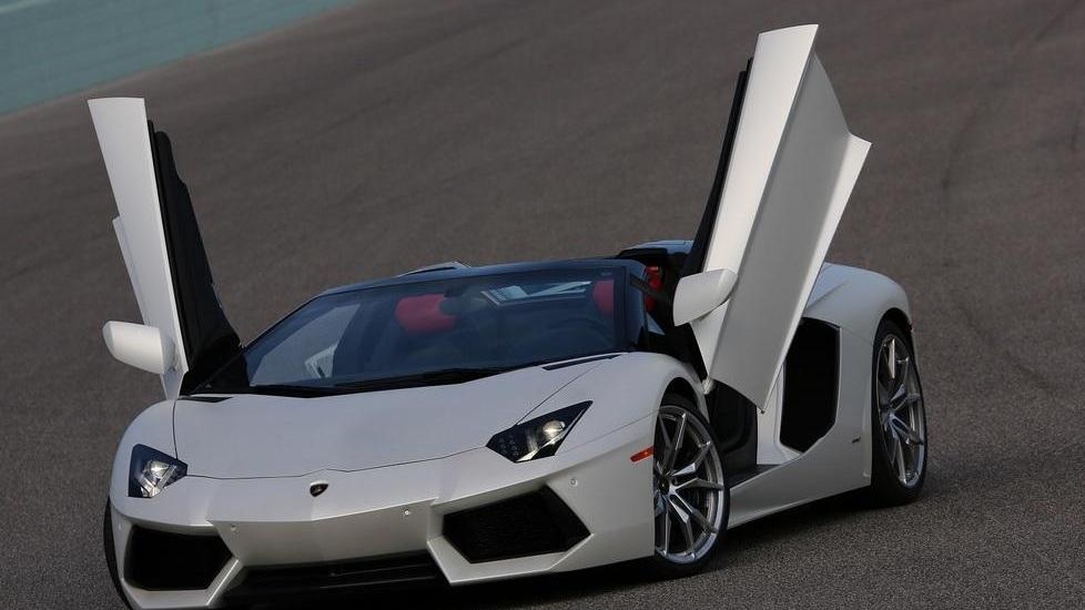 Aventador, il fenomeno della Lamborghini - VIDEO