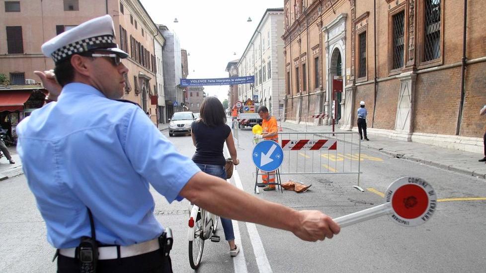 Corso Giovecca, senso unico per l’apertura del cantiere