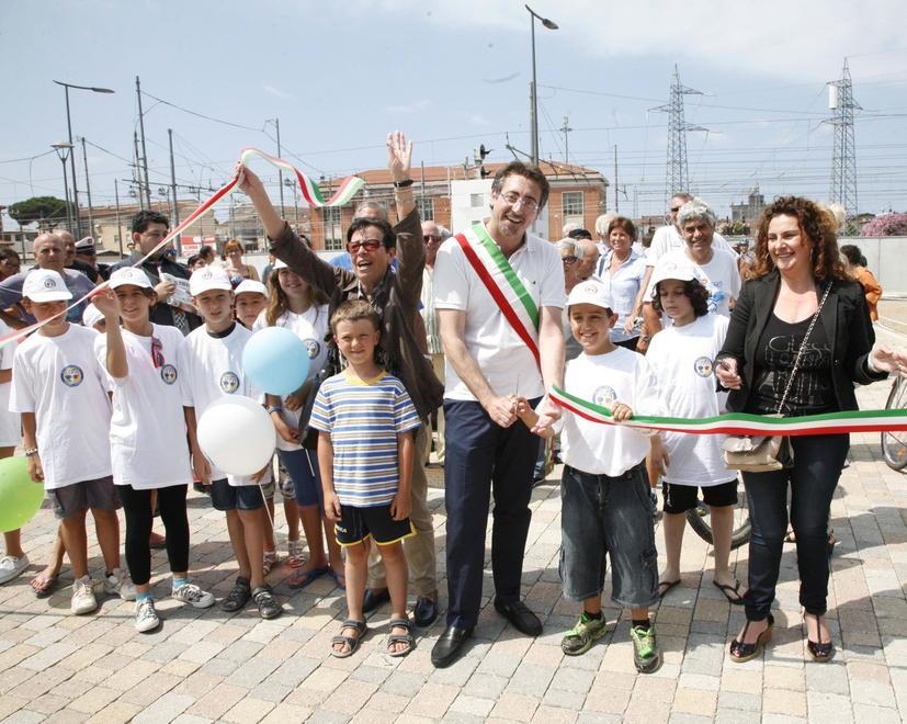 Rinasce via Ponchielli: pista ciclabile e aree verdi 