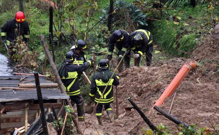 Mirteto, «lavori sbagliati e costi gonfiati» 