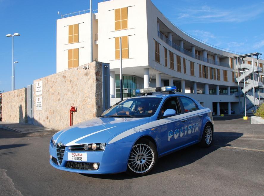 Vigilanza privata in nero, indagati e sospesi 2 agenti 