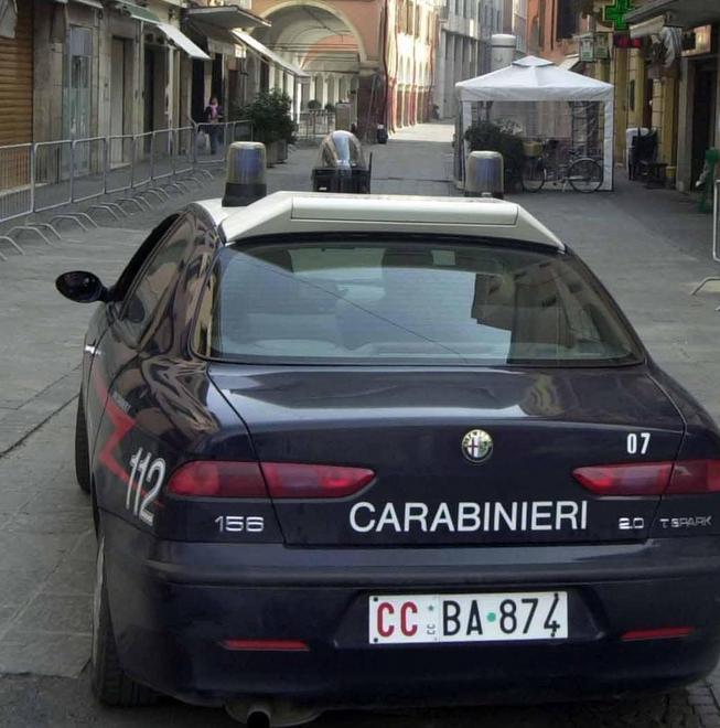 Famiglia nel degrado: arrivano i carabinieri