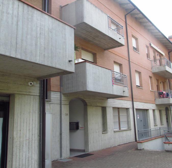 «Quella sera al bar a vedere la partita Stava rincasando» 