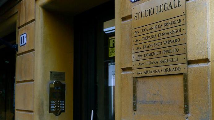 «Oggi incontrerò in carcere il mio cliente»