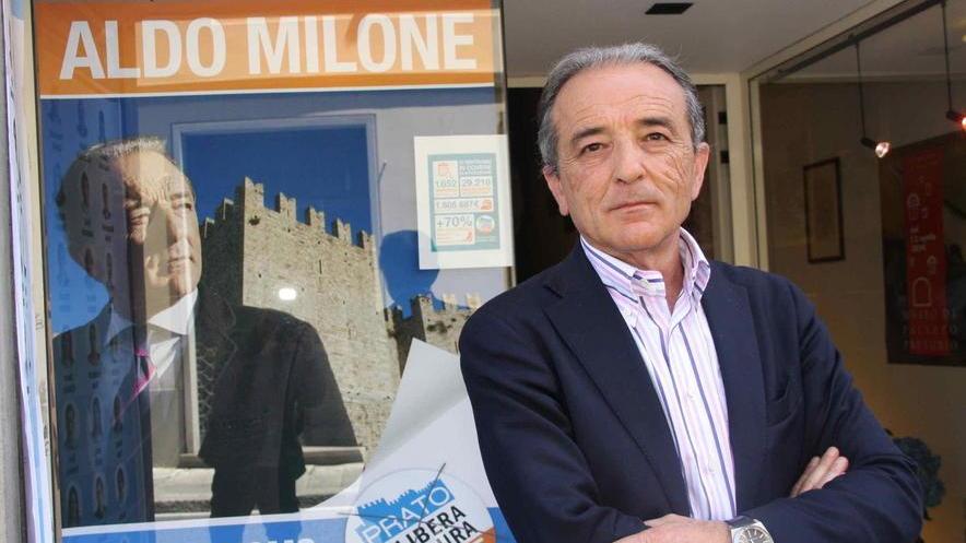 Milone attacca Biffoni: “Accordi con i proprietari dei capannoni affittati ai cinesi”
