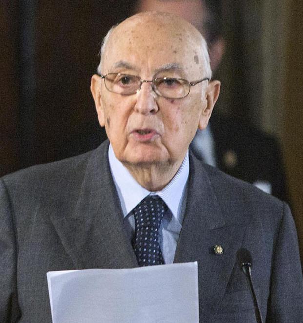 Napolitano restituisce a Caprini la medaglia 