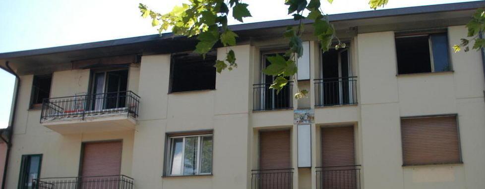 Alloggio danneggiato dal fuoco 