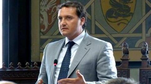 Presidente a costo zero, il suo portavoce no