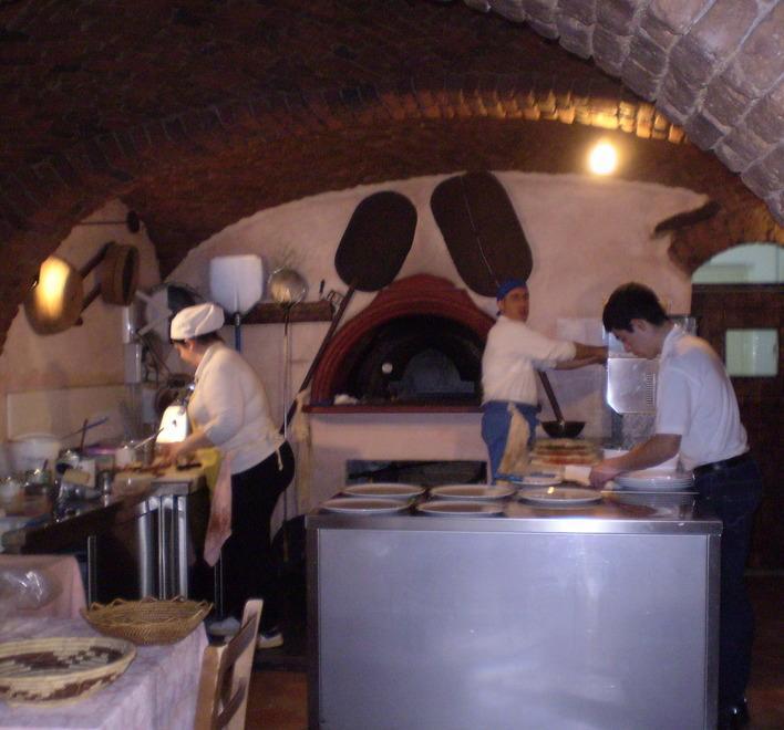 Un riconoscimento alla pizzeria “S’arzola”
