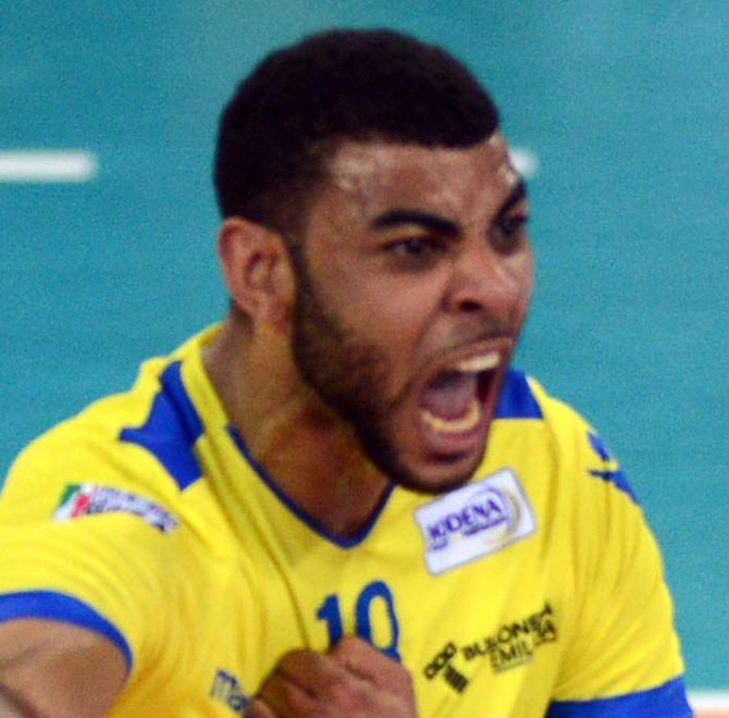 N’Gapeth va solo in panchina Piano e Vettori ritrovano l’Iran