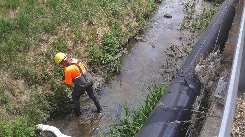 Emergenza a Olmi per uno sversamento di gasolio nel Quadrelli