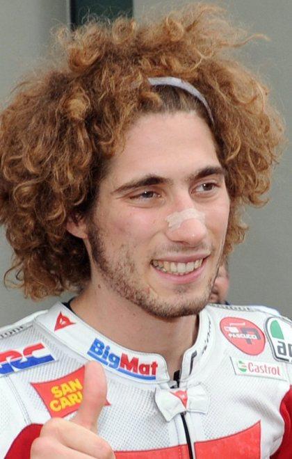 E Simoncelli diventa una galleria fotografica