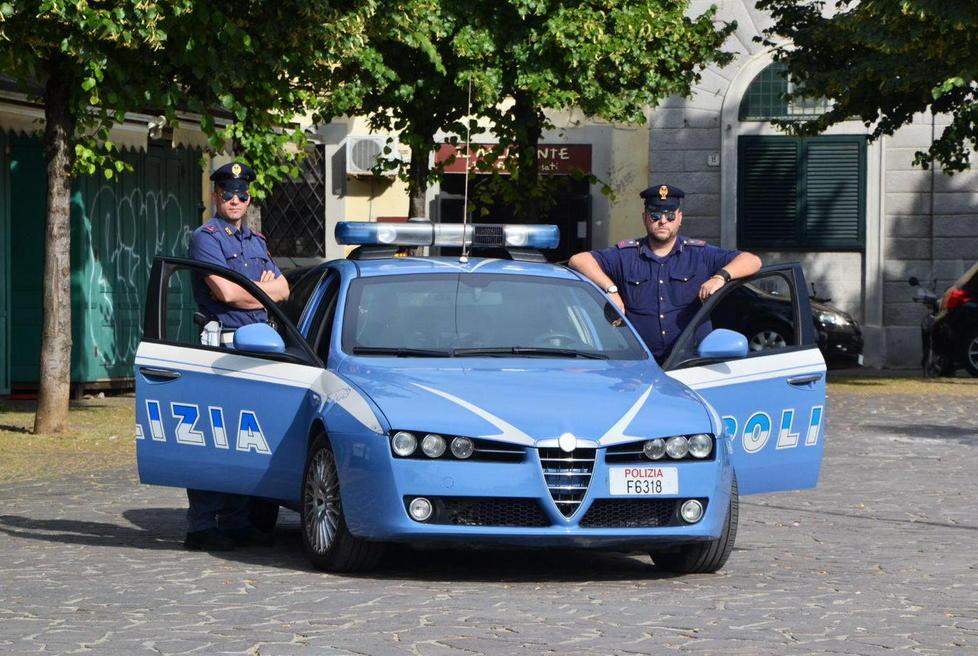 Restituiti ai proprietari tre scooter e una targa rubati