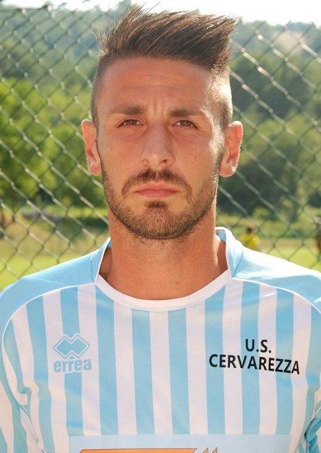 Cervarezza, pali e rabbia 