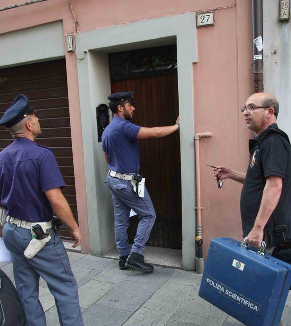 Nel solaio una cassetta di bombe 