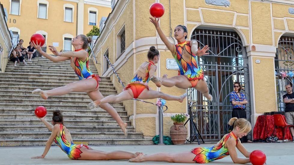 Sport, musica e teatro in piazza Frontera: boom di presenze a “VillacidrArte”