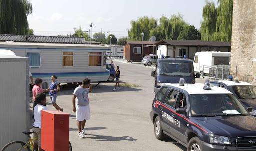 Nomadi: blitz nei campi di Coltano e della Bigattiera 