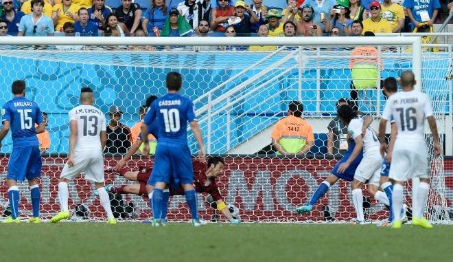Italia-Uruguay 0-1: azzurri eliminati. Prandelli si dimette 