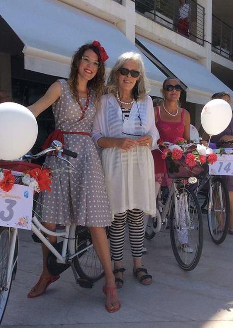 Trenta donne in bicicletta per aiutare la Croce rossa