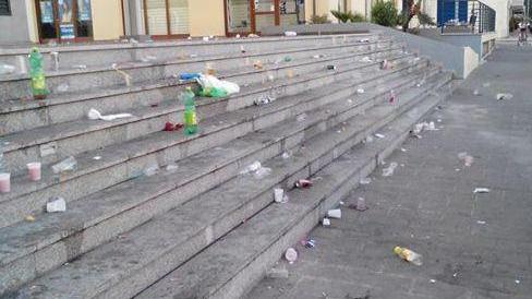 Piazza dei mercati: chi pulisce?