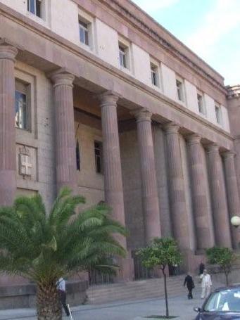 Verità inconciliabili allo specchio 