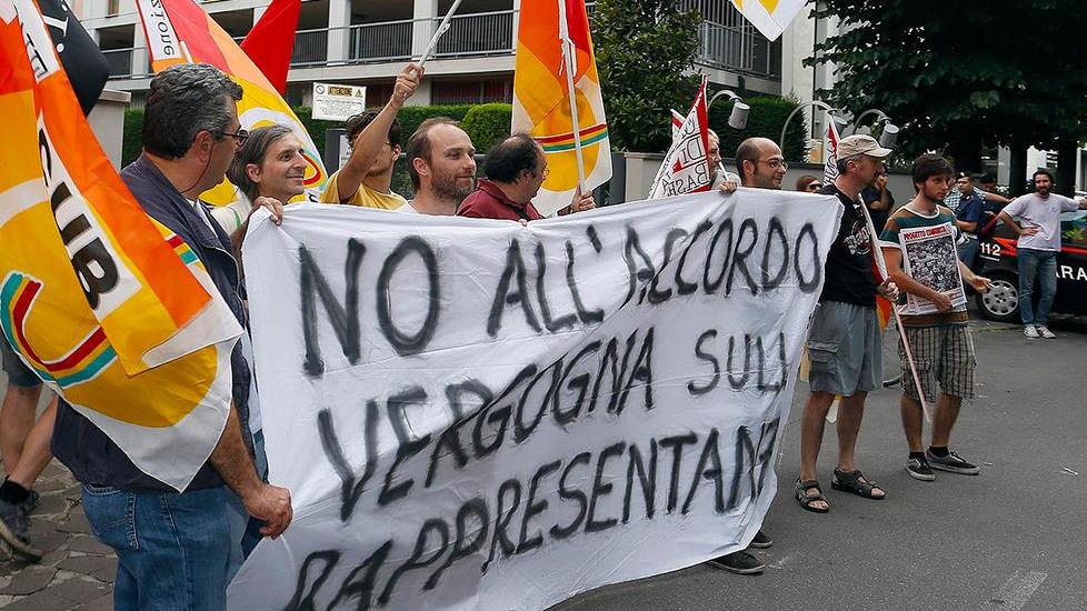 Accordo sulla rappresentanza Protesta alla Confindustria