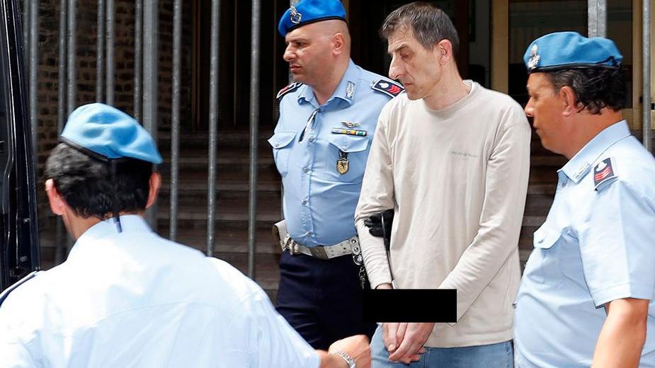 Delitto di Vignola, Gabbi ai domiciliari