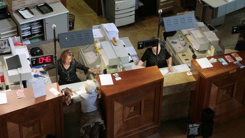 La crisi ha rallentato ma il credito bancario resta ancora negativo