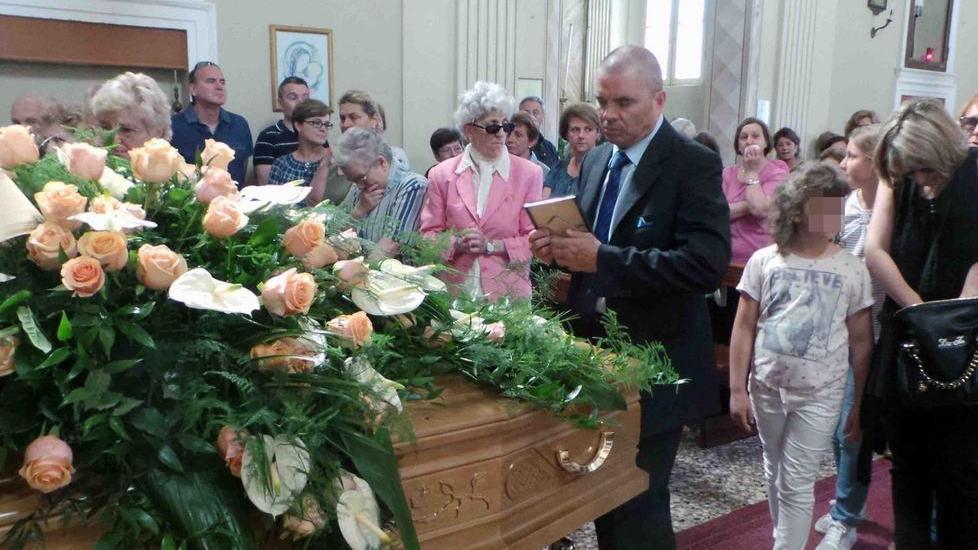 Ieri l’ultimo abbraccio a Taddia