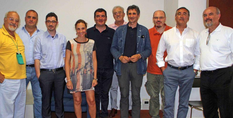 Meno commissari ma c’è il Decentramento 