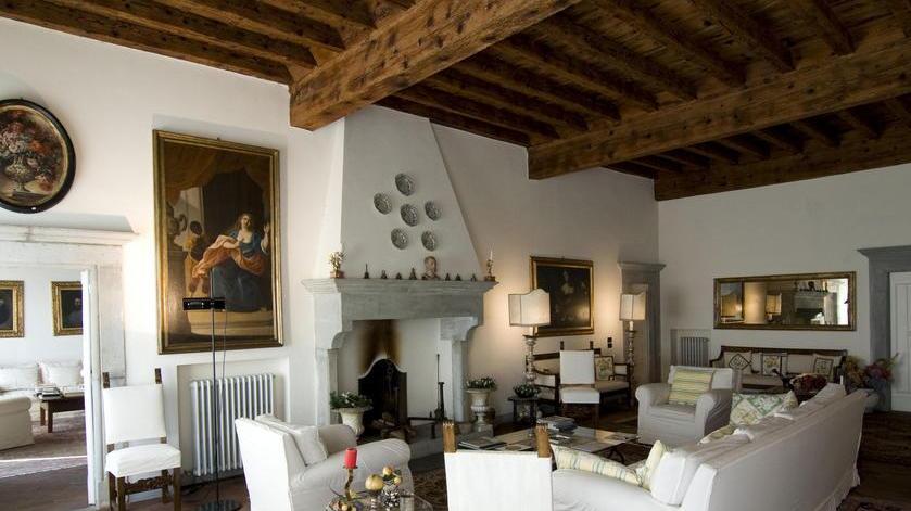 Venduta Villa Mammoli dell’oncologo Umberto Veronesi