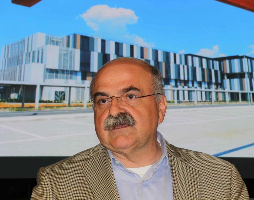 Prato, oncologia: «Né chiusure, né ridimensionamenti» 