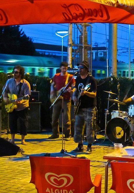 Musica tra i binari all’ora dell’aperitivo con “Rotaia Rock”