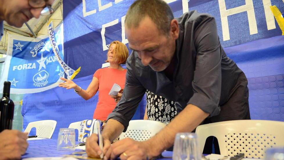 La dedica di Sarri «Chiocciola d’oro al popolo azzurro»