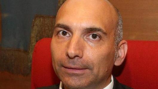 Lavori contro il degrado al cimitero