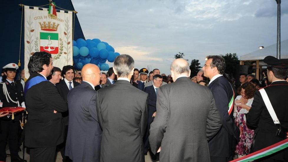 Finanziaria mette in mora la lirica