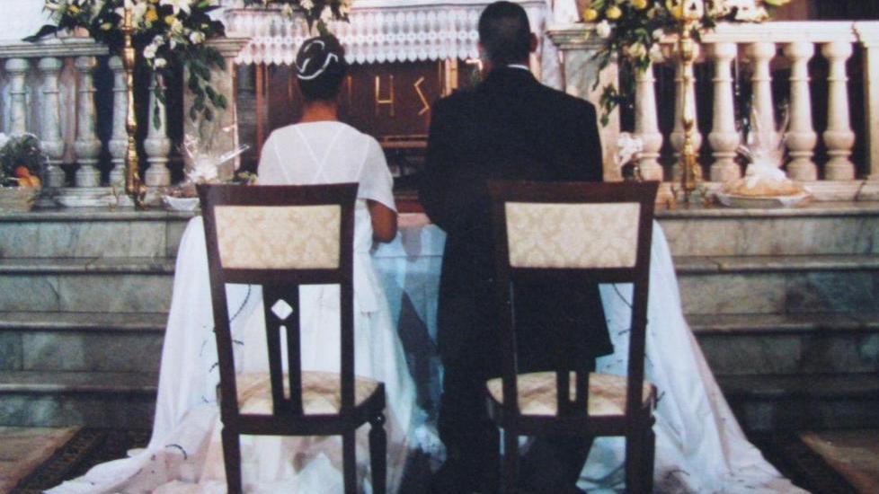 «Caro, non ti amo più» Nell’isola boom di divorzi