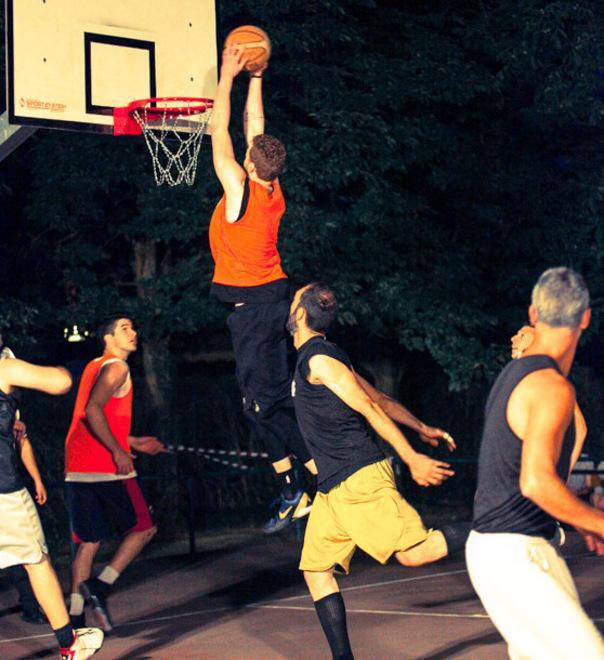 Carpimadness, uno show: il successo va nella Bassa 