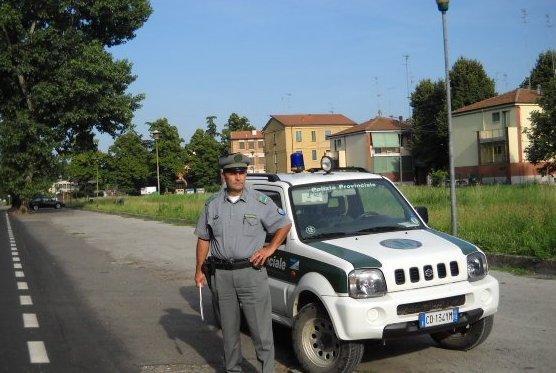 Guidava l’auto che non era assicurata